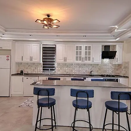 Uezuemlue Star Villa