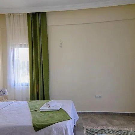 Uezuemlue Star Fethiye