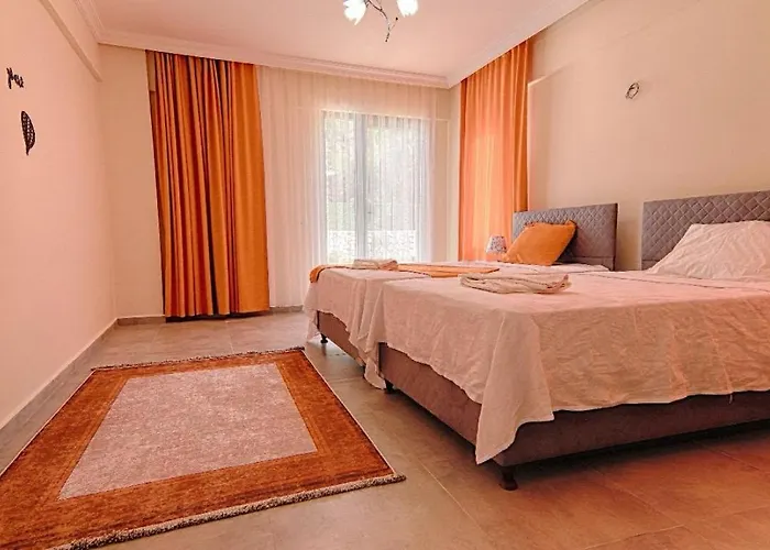 Uezuemlue Star * Fethiye